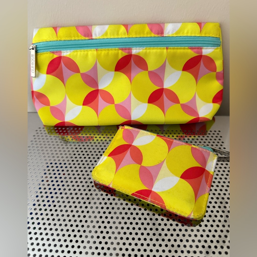 CLINIQUE Colorful Geometric Patterned Pouch and Wallet Set